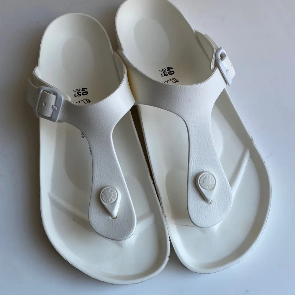 Birkenstock Gizeh Essentials EVA Sandals in White Womens size 9 - Picture 2 of 5